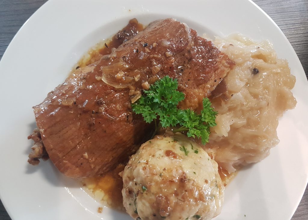 Read more about the article Schweinsbraten im Topf