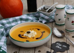Read more about the article Kürbiscremesuppe
