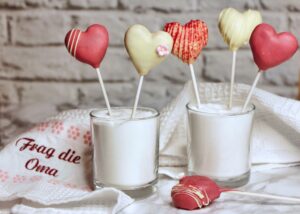 Read more about the article Herz-Cake-Pops