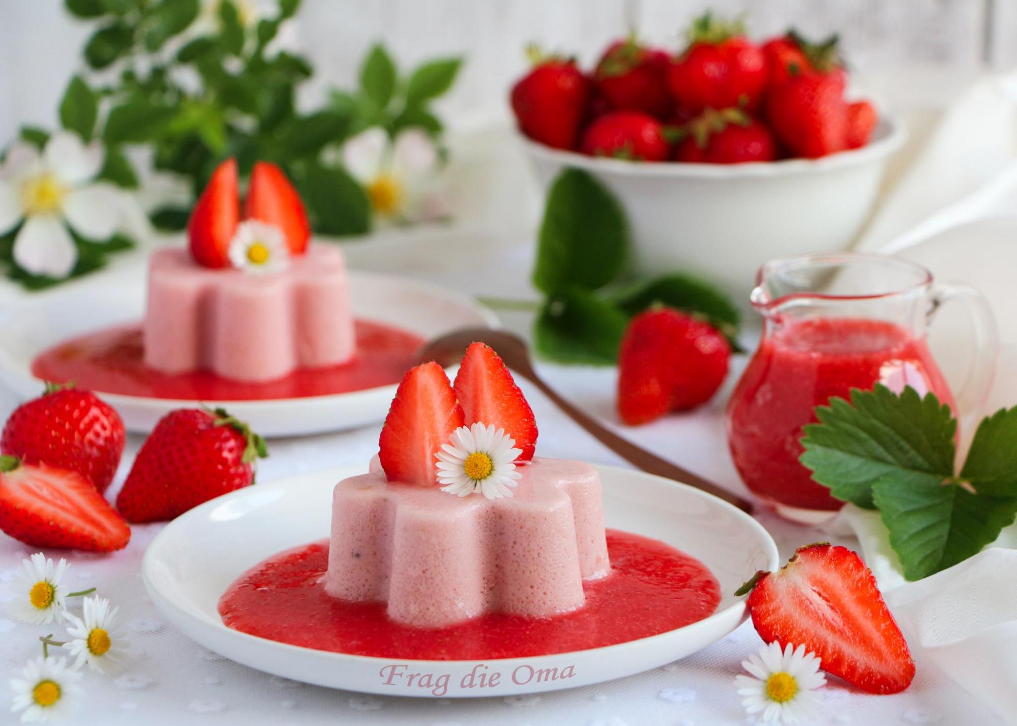 Erdbeer-Panna cotta